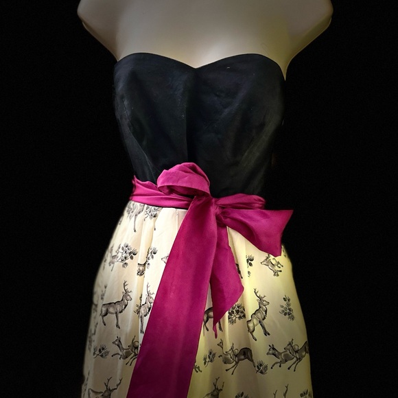 Beautiful Reindeer Print Anthropologie dress - Picture 13 of 16